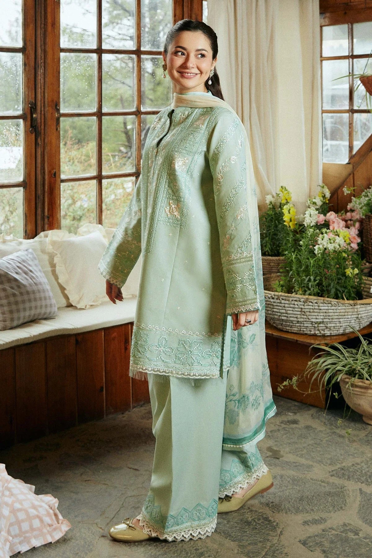 3PC LAWN EMBROIDERED DRESS WITH DIAMOND PRINT DUBATA- SS-06 RP