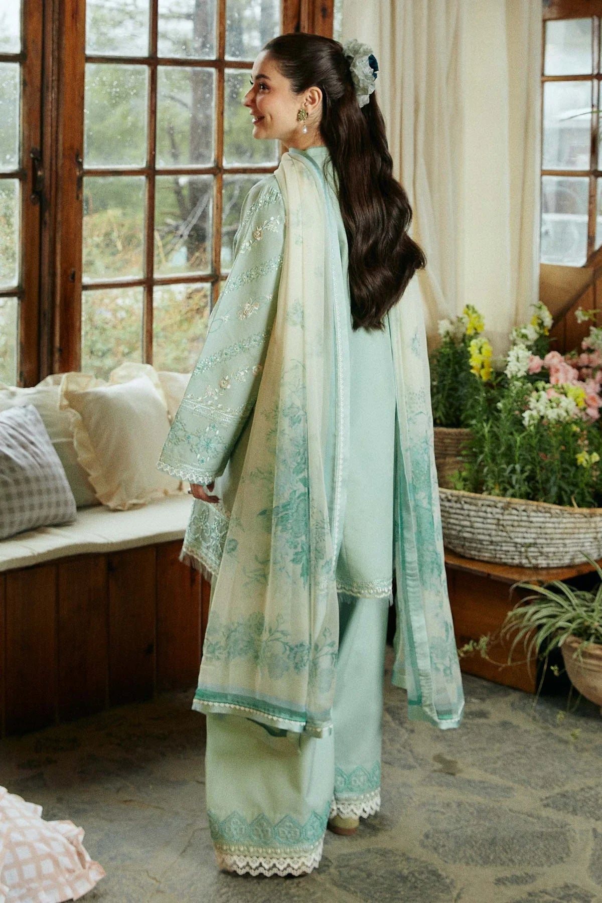 3PC LAWN EMBROIDERED DRESS WITH DIAMOND PRINT DUBATA- SS-06 RP