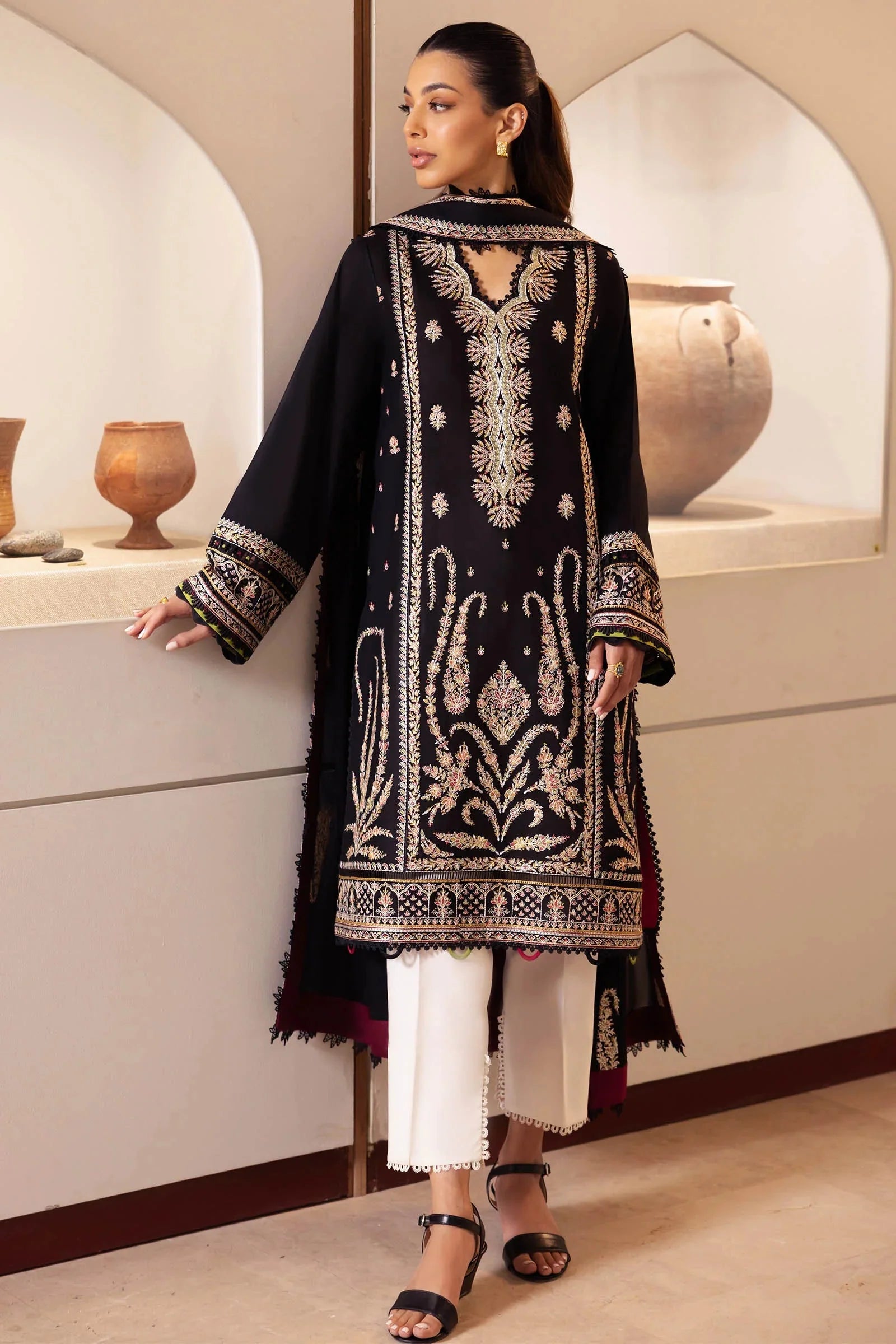 3PC LAWN EMBROIDERED DRESS WITH CHIFFON DUBATA- SS-08 RP