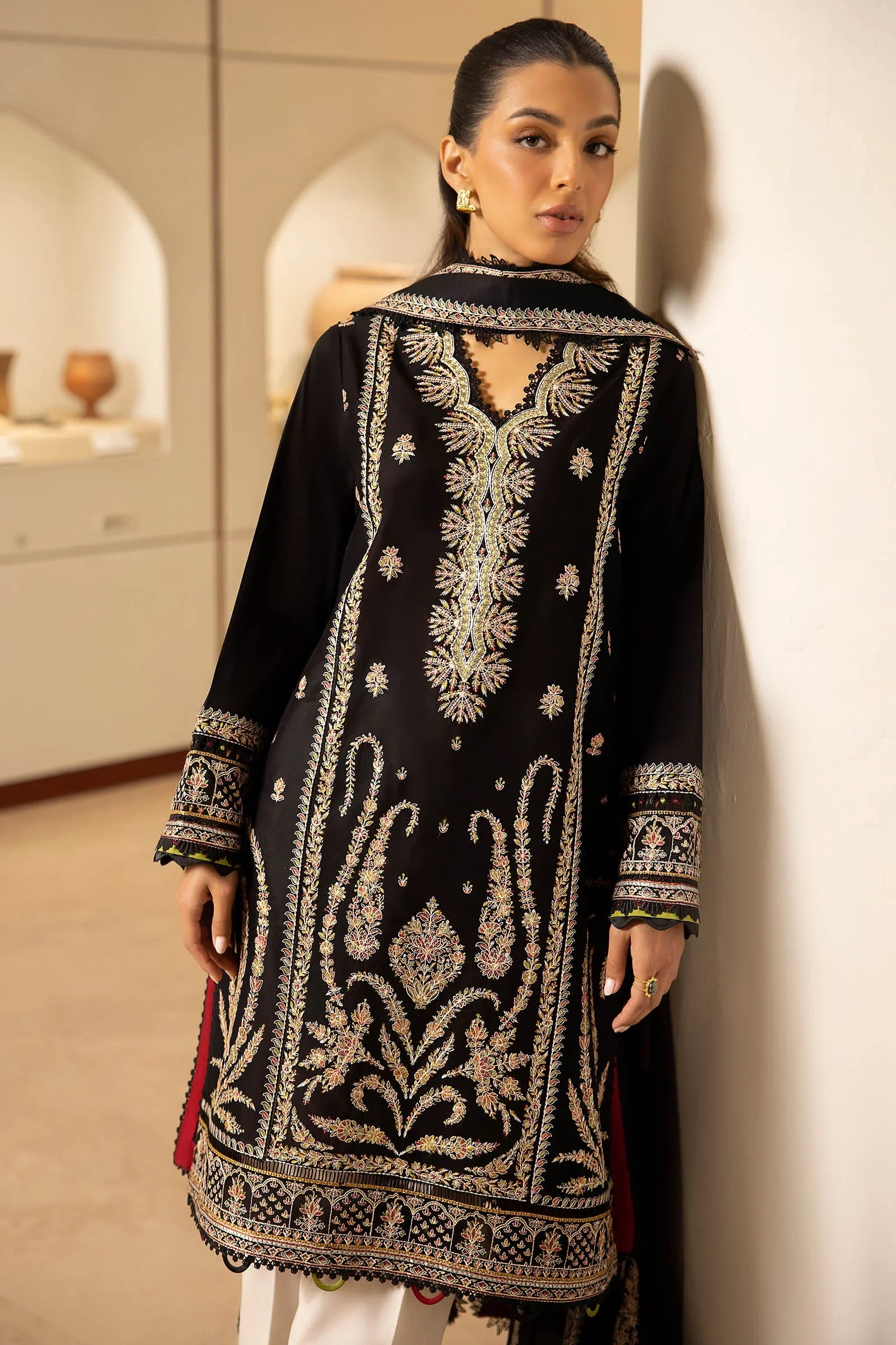 3PC LAWN EMBROIDERED DRESS WITH CHIFFON DUBATA- SS-08 RP