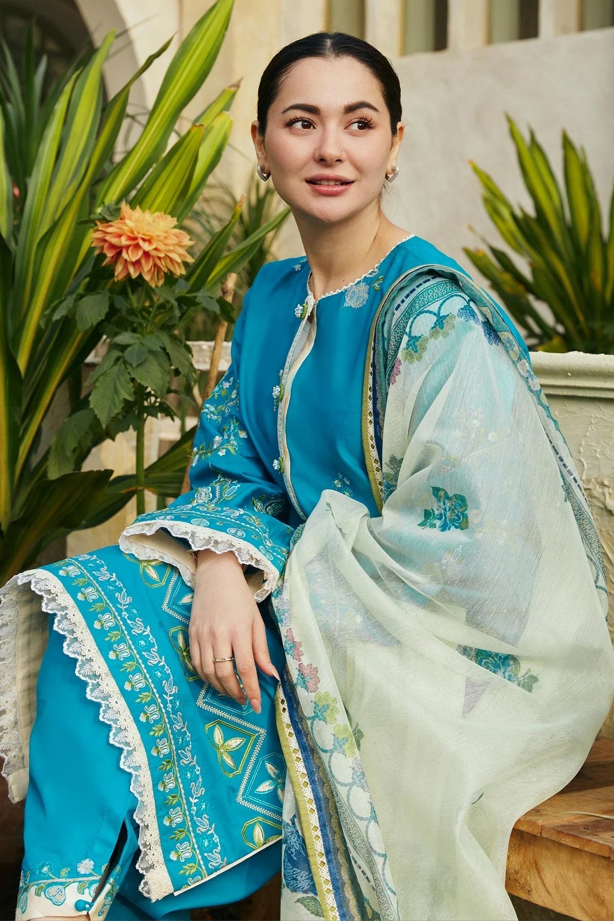 3PC LAWN EMBROIDERED DRESS WITH DIAMOND PRINT DUBATA- SS-02 RP